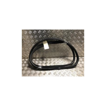 Joint de porte arriere gauche MERCEDES CLASSE GLC 253 PHASE 1 d’occasion