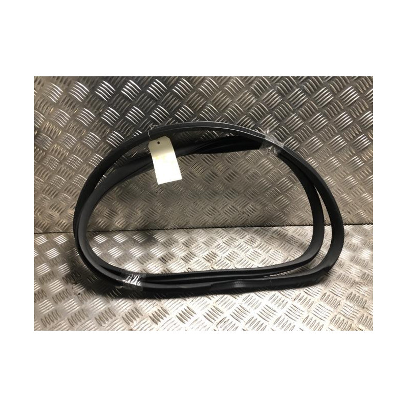 Joint de porte arriere gauche MERCEDES CLASSE GLC 253 PHASE 1 d’occasion