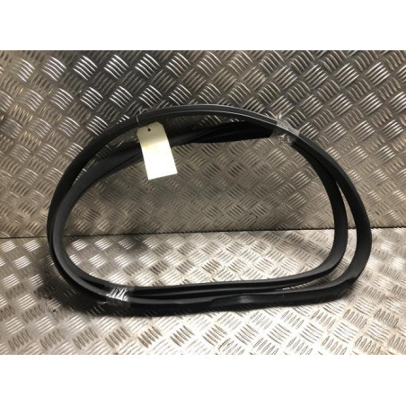 Joint de porte arriere gauche MERCEDES CLASSE GLC 253 PHASE 1 d’occasion