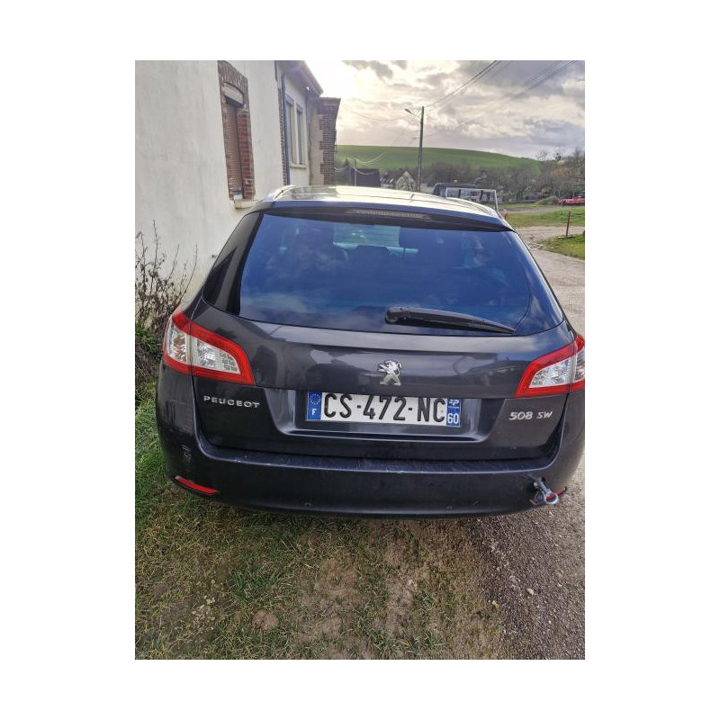 Vitre arriere droit PEUGEOT 508 1 SW PHASE 1 BREAK d’occasion