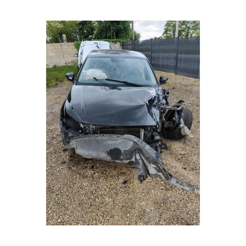 Panneau de porte avant droit VOLKSWAGEN POLO 6 PHASE 1 d’occasion