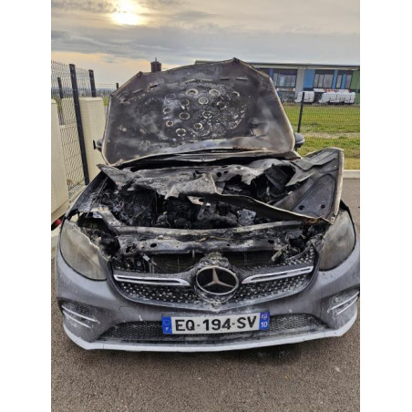 Panneau de porte avant droit MERCEDES CLASSE GLC 253 PHASE 1 d’occasion