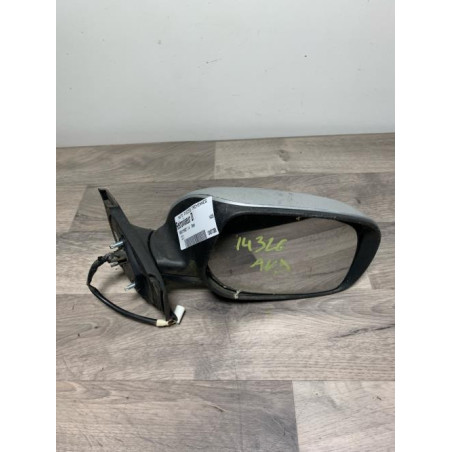 Retroviseur droit TOYOTA YARIS 2 PHASE 1 d’occasion