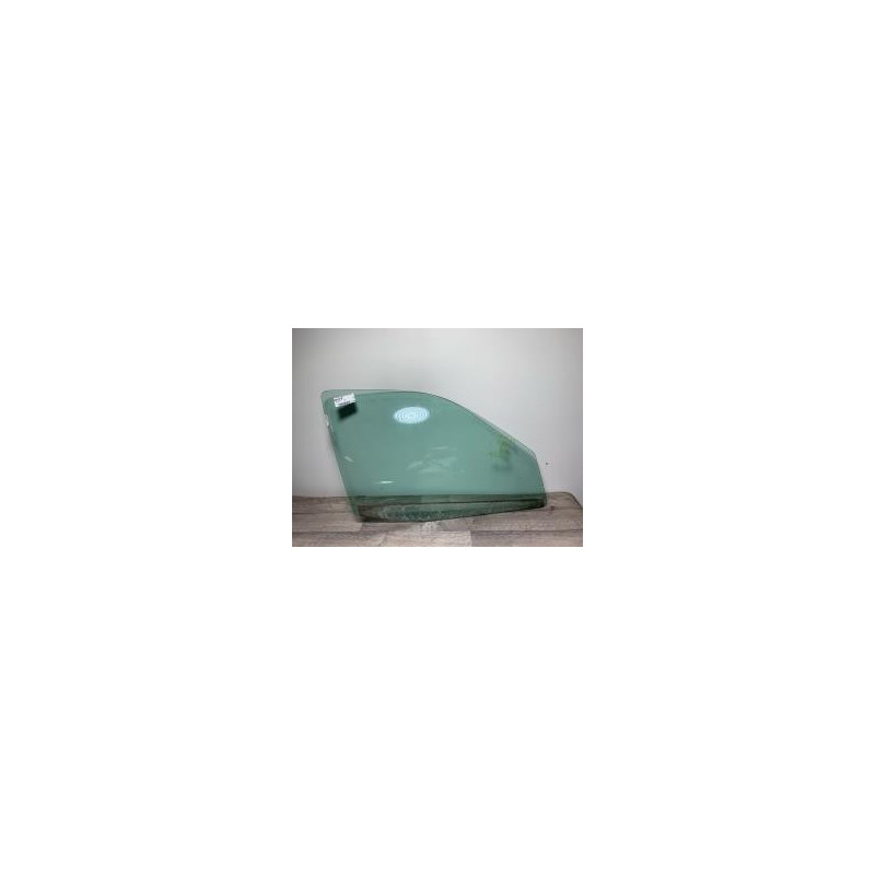 Vitre avant droit RENAULT CLIO 2 CAMPUS PHASE 1 d’occasion