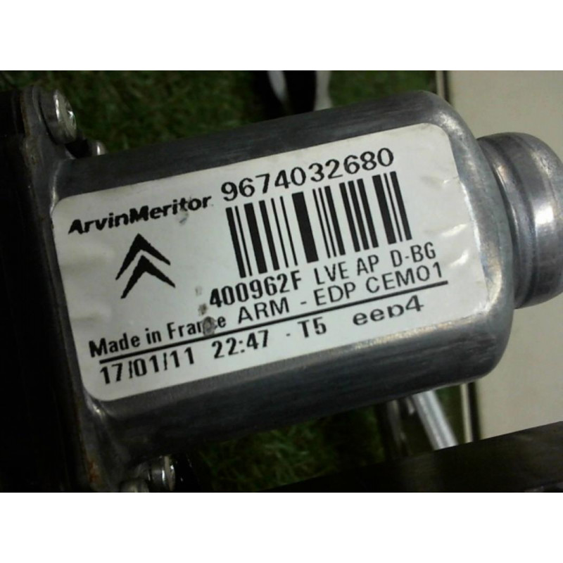 Leve vitre electrique avant droit CITROEN C4 PICASSO PHASE 2 d’occasion