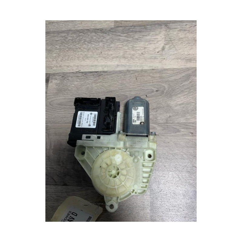 Moteur leve vitre avant droit VOLKSWAGEN  d’occasion