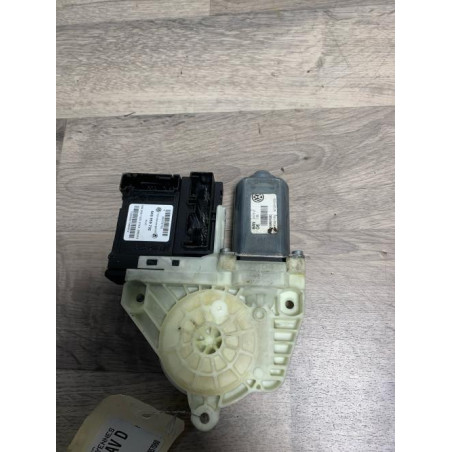 Moteur leve vitre avant droit VOLKSWAGEN  d’occasion
