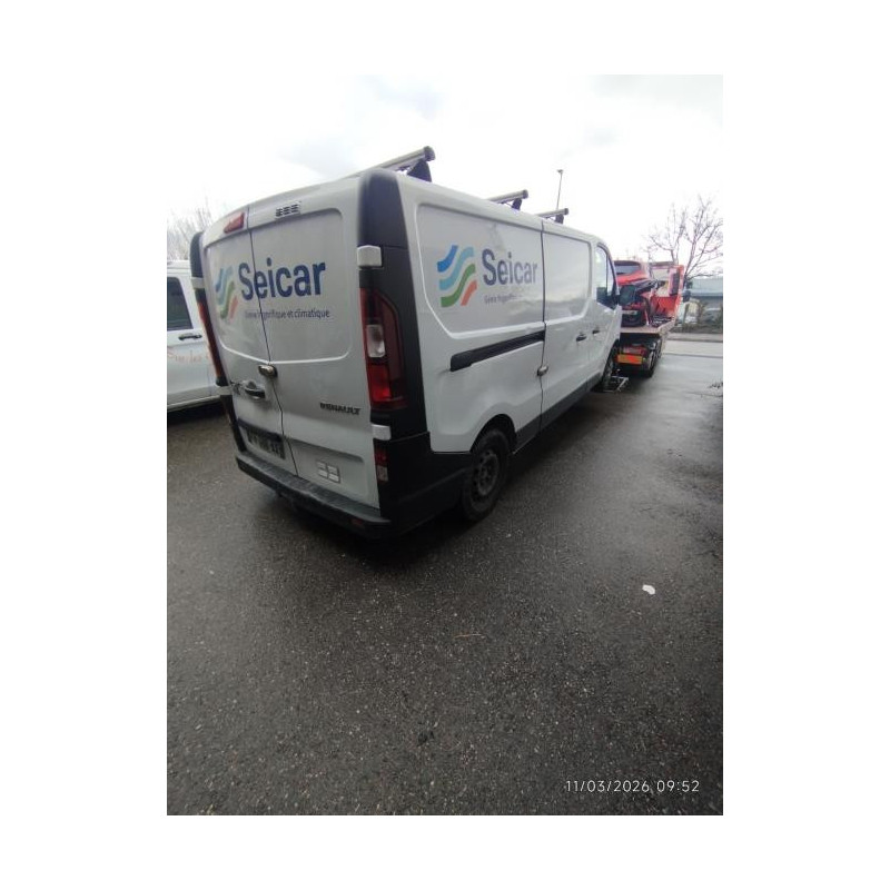 Pare choc arriere RENAULT TRAFIC 3 COURT PHASE 1 d’occasion