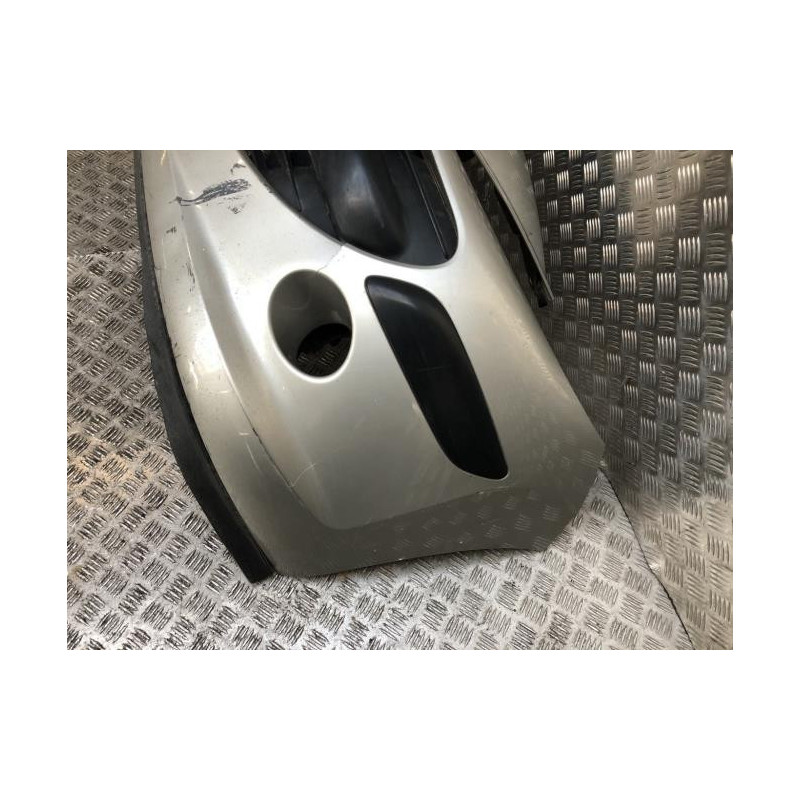Pare choc avant PEUGEOT 207 PHASE 1 d’occasion