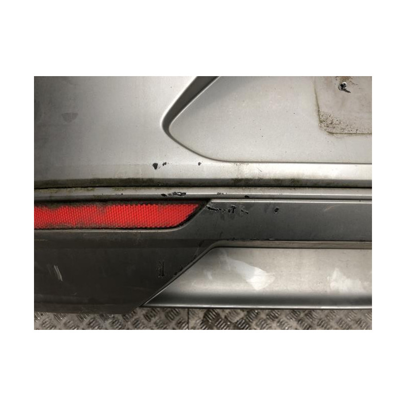 Pare choc arriere VOLKSWAGEN PASSAT 7 PHASE 1 d’occasion