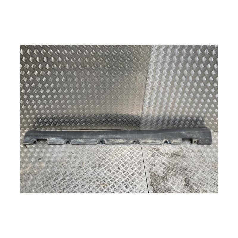 Bas de caisse droit MERCEDES CLASSE GLC 253 PHASE 1 d’occasion