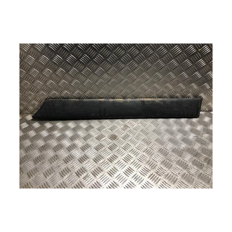 Baguette de porte arriere gauche  PEUGEOT PARTNER 1 PHASE 2 d’occasion