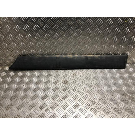 Baguette de porte arriere gauche  PEUGEOT PARTNER 1 PHASE 2 d’occasion