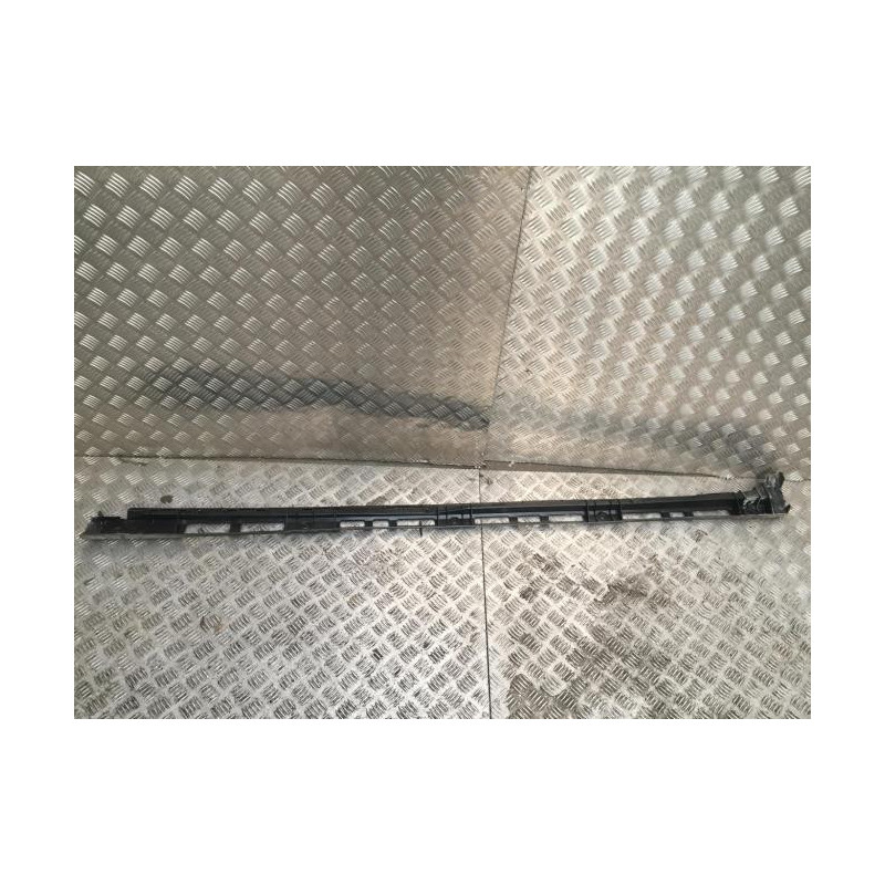 Bas de caisse gauche MERCEDES CLASSE GLC 253 PHASE 1 d’occasion