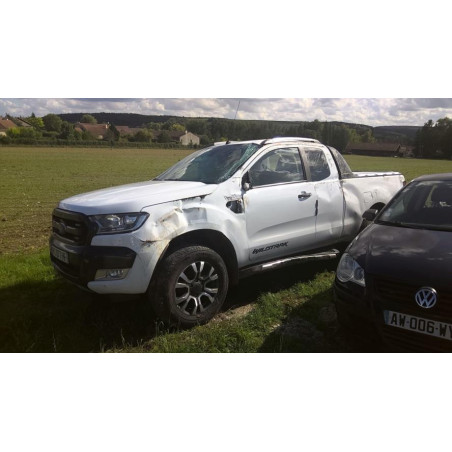 Panneau de porte avant droit FORD RANGER 4 PHASE 2 d’occasion