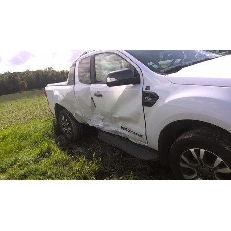Panneau de porte avant droit FORD RANGER 4 PHASE 2 d’occasion