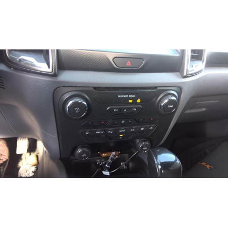 Panneau de porte avant droit FORD RANGER 4 PHASE 2 d’occasion