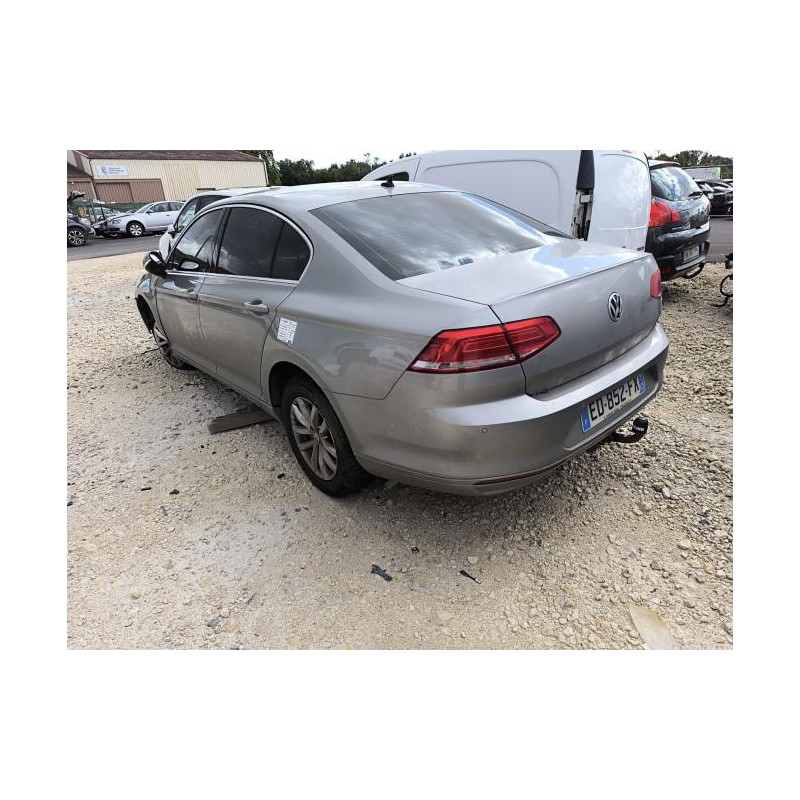 Panneau de porte avant gauche VOLKSWAGEN PASSAT 7 PHASE 1 d’occasion
