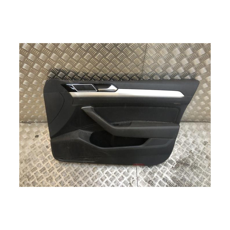 Panneau de porte avant droit VOLKSWAGEN PASSAT 7 PHASE 1 d’occasion
