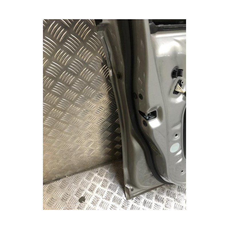 Porte avant gauche VOLKSWAGEN PASSAT 7 PHASE 1 d’occasion