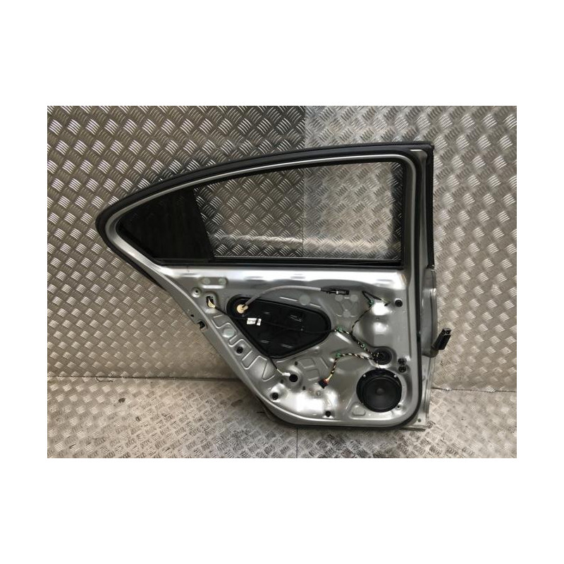 Porte arriere gauche VOLKSWAGEN PASSAT 7 PHASE 1 d’occasion