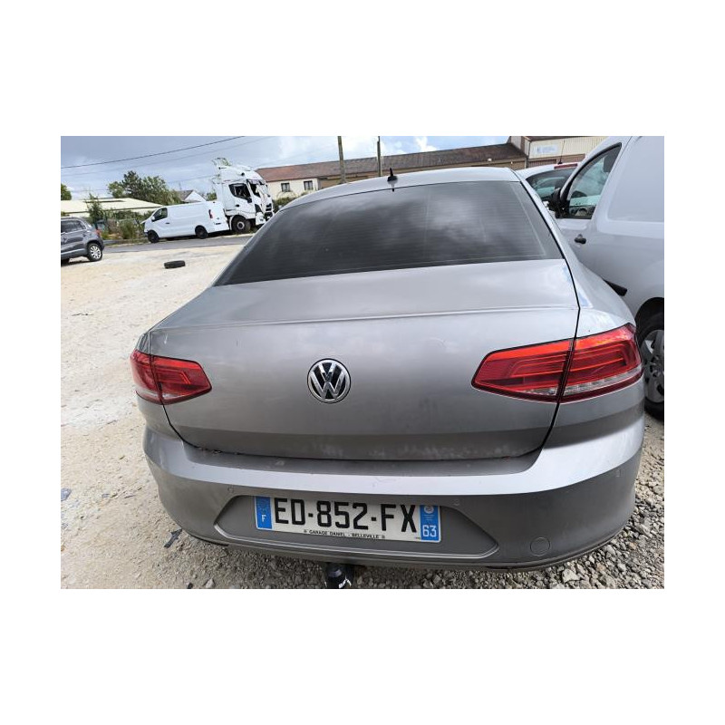 Porte arriere gauche VOLKSWAGEN PASSAT 7 PHASE 1 d’occasion
