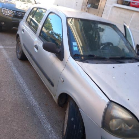 Moyeu avant droit RENAULT CLIO 2 PHASE 2 d’occasion