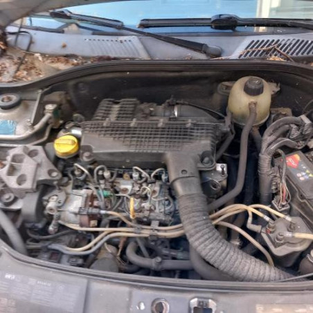 Moyeu avant droit RENAULT CLIO 2 PHASE 2 d’occasion