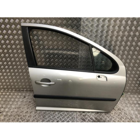 Porte avant droit PEUGEOT 207 PHASE 1 d’occasion