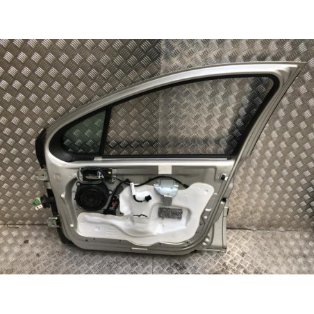 Porte avant droit PEUGEOT 207 PHASE 1 d’occasion