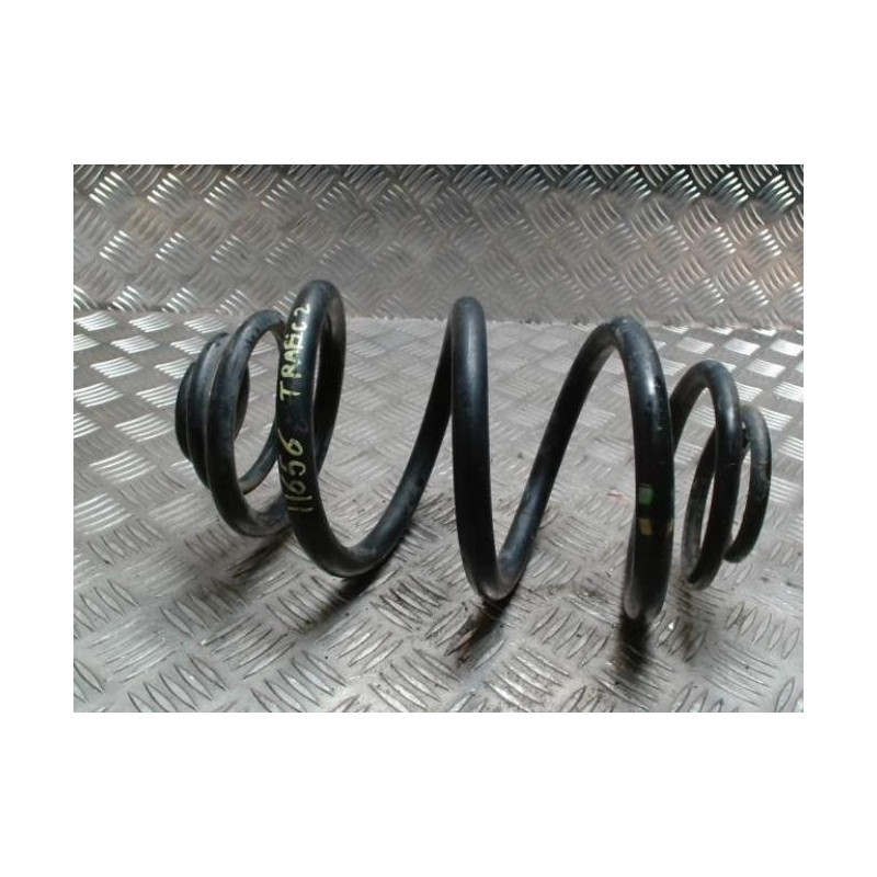 Ressort de suspension avant RENAULT TRAFIC 2 PHASE 1 d’occasion