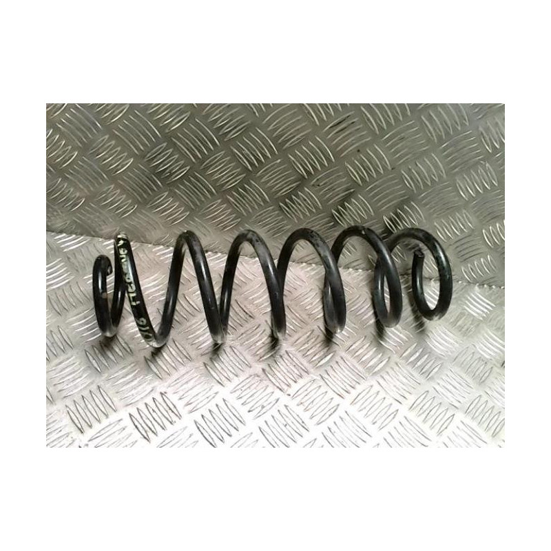 Ressort de suspension arriere droit RENAULT MEGANE 4 PHASE 2 d’occasion