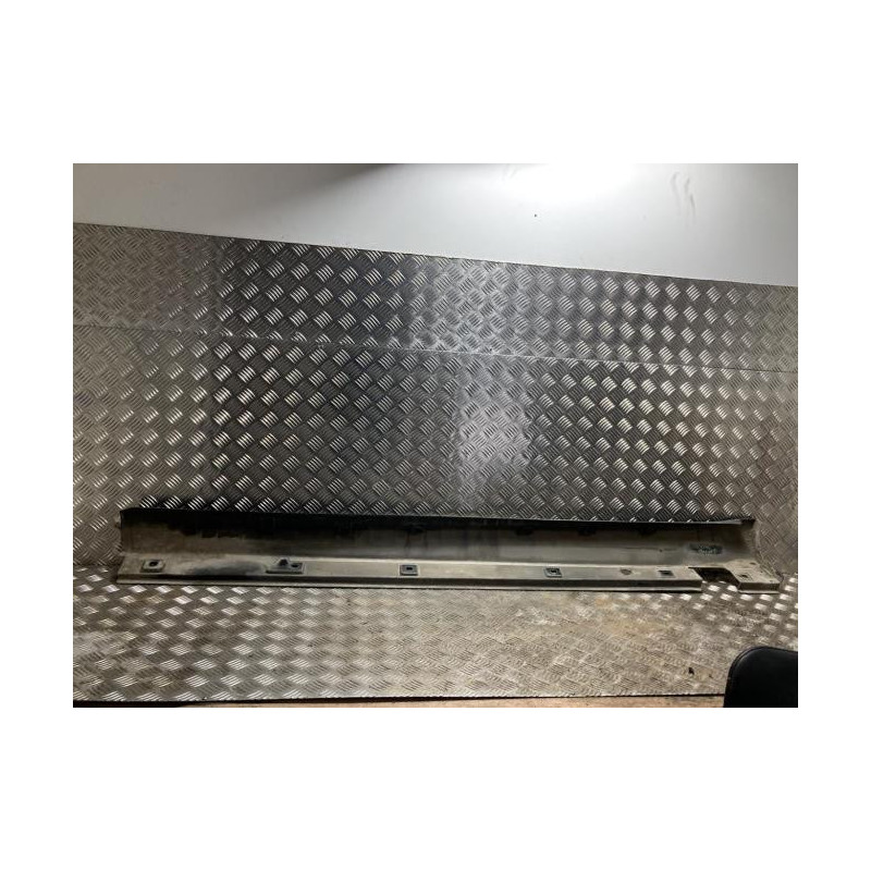 Bas de caisse droit MERCEDES CLASSE M 164 PHASE 1 d’occasion