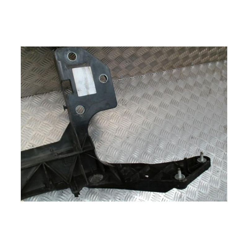 Armature avant, Masque avant RENAULT CLIO 3 PHASE 2 d’occasion