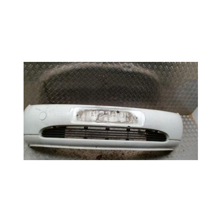 Pare choc avant FORD FIESTA 4 PHASE 1 d’occasion