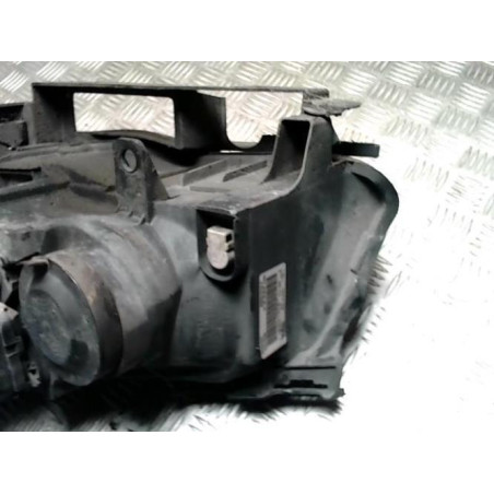 Optique avant principal droit (feux)(phare) RENAULT MEGANE 2 PHASE 2 d’occasion