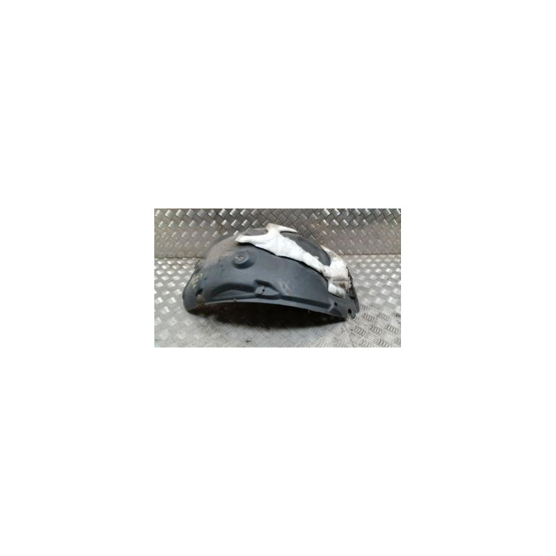 Pare boue avant droit RENAULT MEGANE 3 PHASE 1 BREAK d’occasion