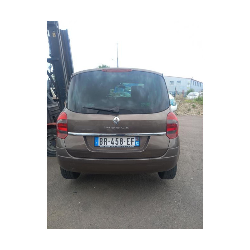 Pare boue avant droit RENAULT GRAND MODUS PHASE 2 d’occasion