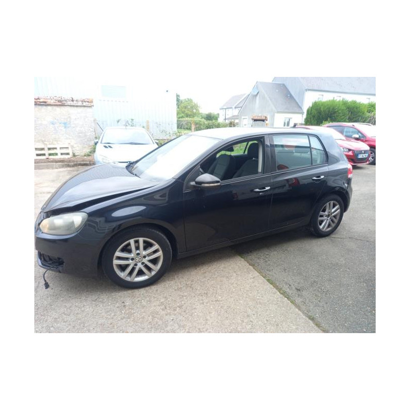 Pare boue avant droit VOLKSWAGEN GOLF 6 d’occasion