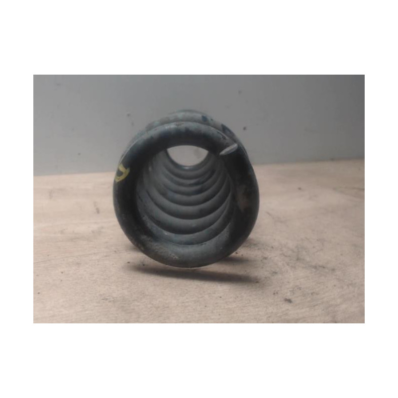 Ressort de suspension arriere droit BMW SERIE 1 E87 PHASE 1 d’occasion