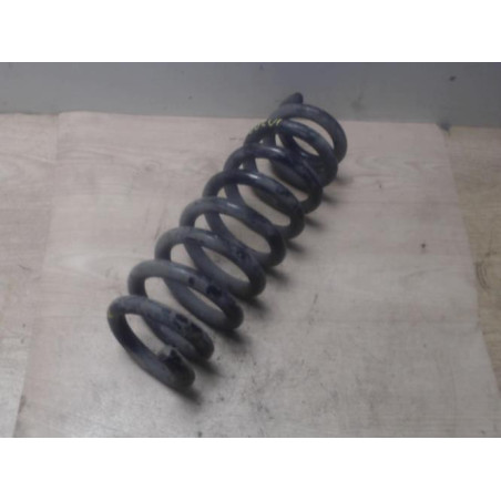 Ressort de suspension arriere droit BMW SERIE 1 E87 PHASE 1 d’occasion