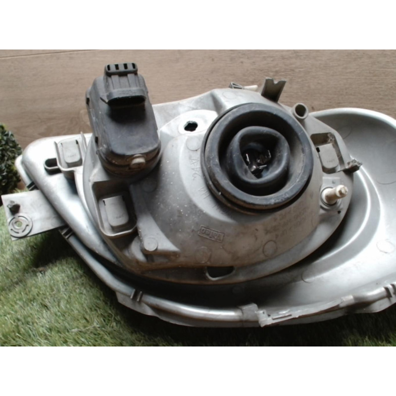 Optique avant principal gauche (feux)(phare) RENAULT TRAFIC 2 PHASE 1 d’occasion