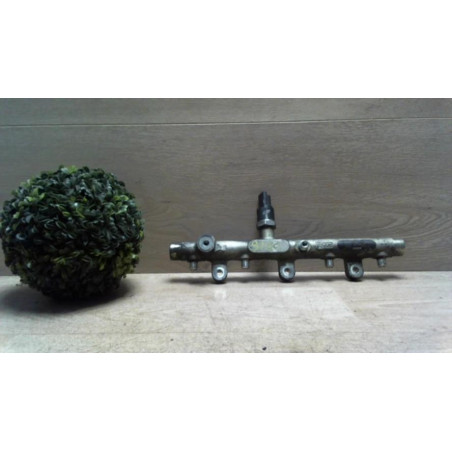 Rampe injection CITROEN C5 1 PHASE 1 d’occasion
