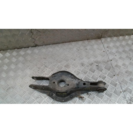Bras de suspension arriere gauche BMW SERIE 1 F20 PHASE 1 d’occasion