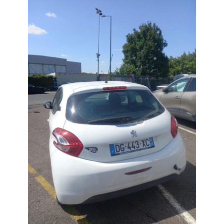 Serrure avant gauche PEUGEOT 208 1 PHASE 1 d’occasion