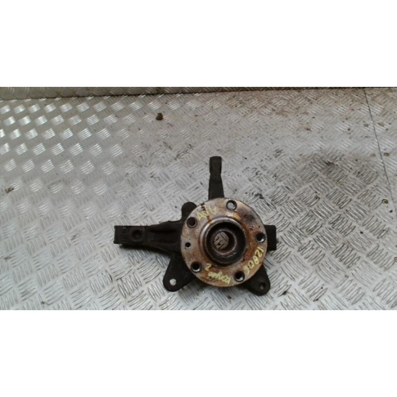 Fusee avant gauche RENAULT KANGOO 2 PHASE 2 d’occasion