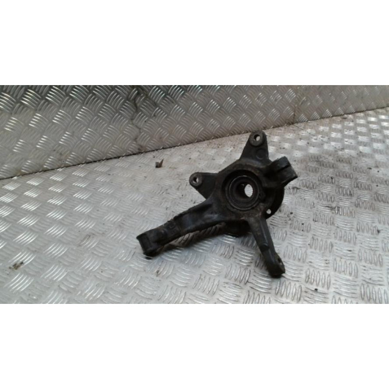 Fusee avant gauche RENAULT KANGOO 2 PHASE 2 d’occasion
