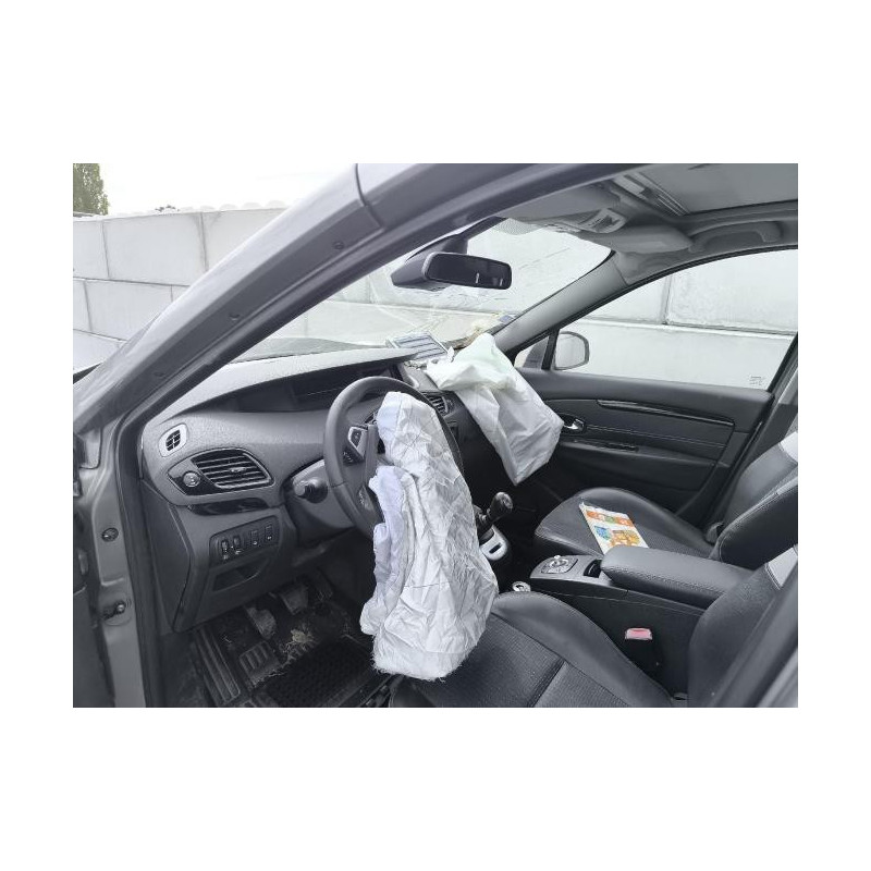 Porte avant gauche RENAULT GRAND SCENIC 3 PHASE 2 d’occasion