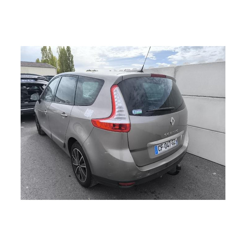 Porte avant droit RENAULT GRAND SCENIC 3 PHASE 2 d’occasion