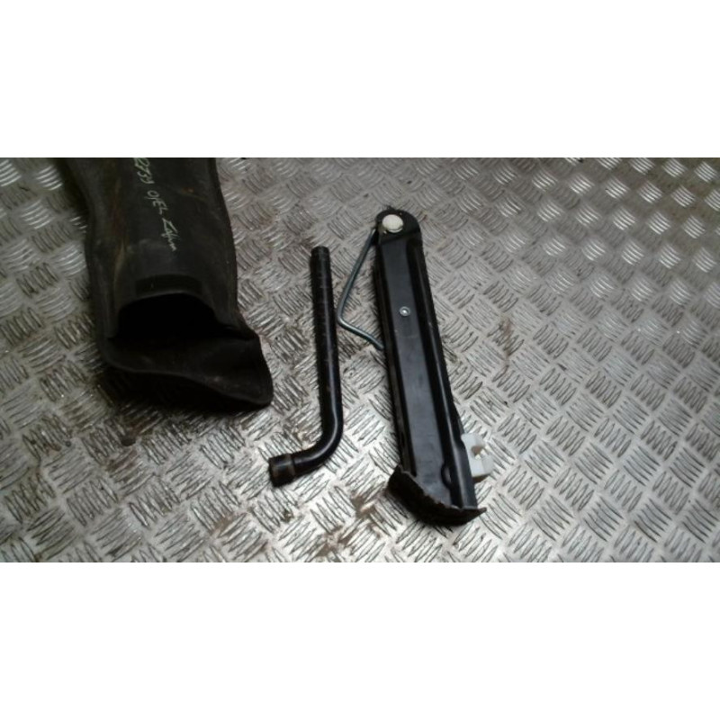 Cric (Ensemble depannage) OPEL ZAFIRA A PHASE 2 d’occasion